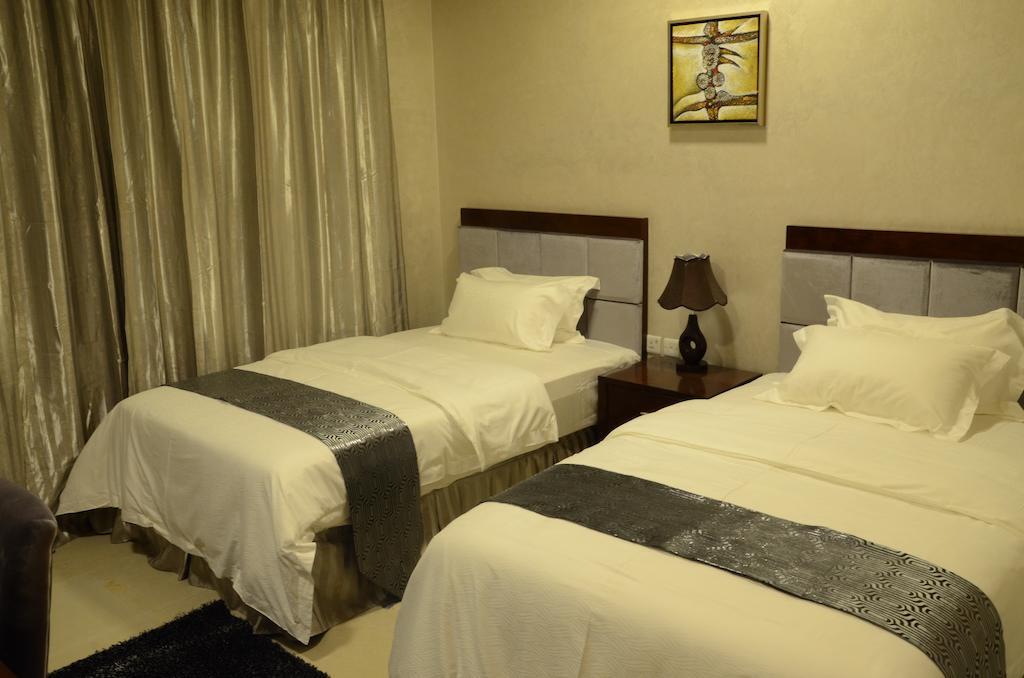 Reef Hotel Aparts Аджман Номер фото